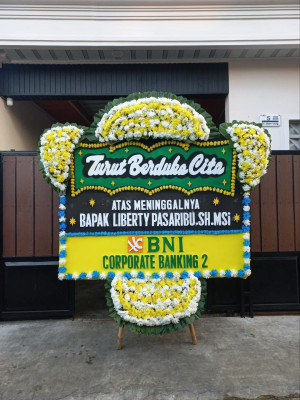Papan Bunga Duka di Jamusan