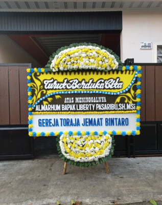 Papan Bunga Duka di Jamusan
